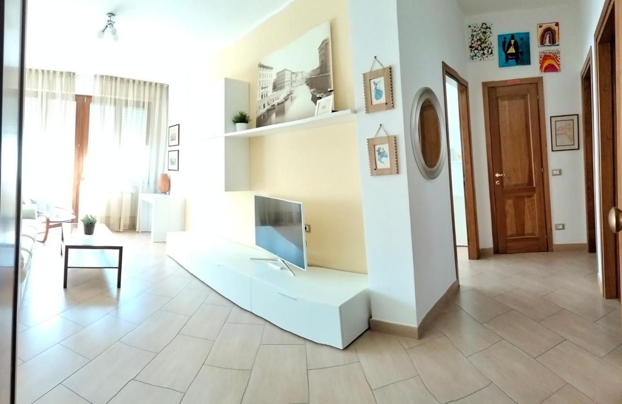 Sunnyside Accademia Lägenhet Livorno Exteriör bild